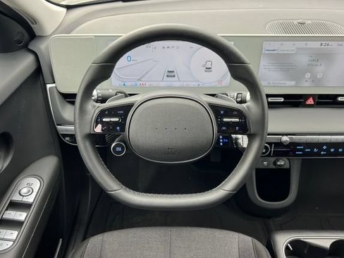 Certified 2024 Hyundai Ioniq 5 SEL RWD image 18