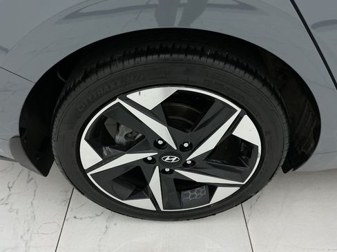 Used 2022 Hyundai Elantra SEL w/ Convenience + Premium Package FWD image 47