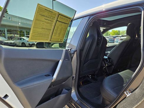 Used 2025 BMW iX xDrive50 image 19