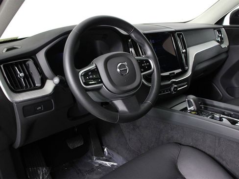 Certified 2025 Volvo XC60 B5 Plus image 14