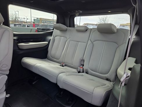 New 2026 Jeep Grand Wagoneer Summit w/ Rear Seat Video Group I AWD/4WD image 30