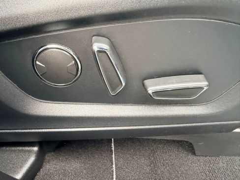 Used 2020 Ford Explorer Limited AWD/4WD image 37