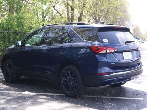 Used 2022 Chevrolet Equinox RS w/ RS Leather Package image 7