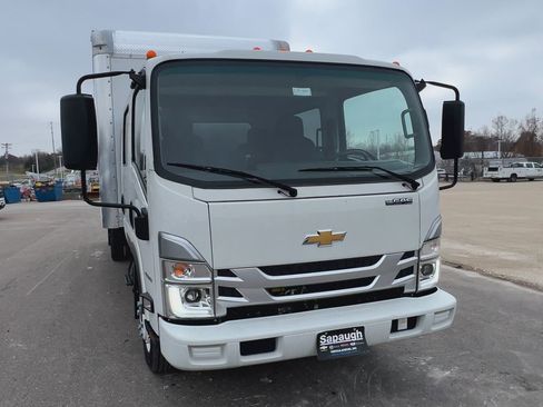New 2024 Chevrolet Low Cab Forward image 35