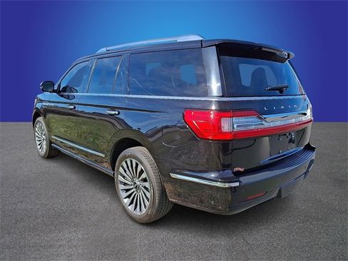 Used 2019 Lincoln Navigator Reserve image 7