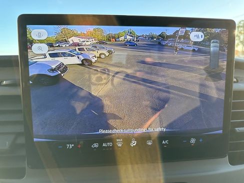 Used 2022 Ford Transit 350 XLT image 15