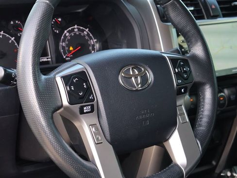 Used 2024 Toyota 4Runner SR5 Premium AWD/4WD image 17