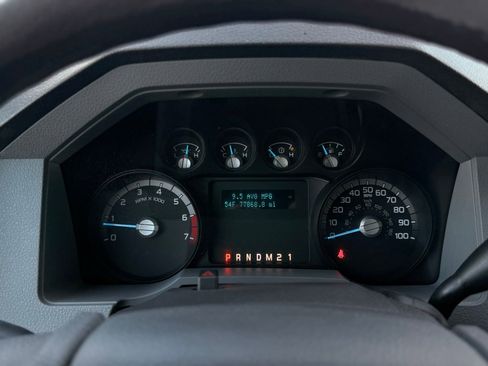 Used 2015 Ford F250 XL w/ Power Equipment Group image 46