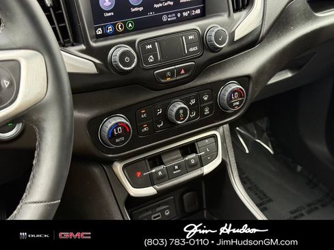 Used 2023 GMC Terrain SLT w/ Infotainment Package II FWD image 34