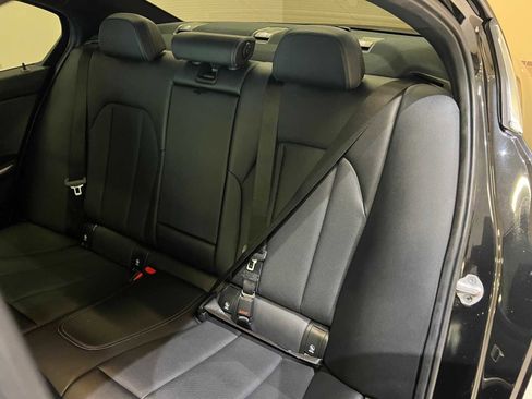 Used 2022 BMW 330i xDrive Sedan w/ Driving Assistance Package image 13