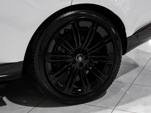 Used 2024 Land Rover Range Rover SE image 52