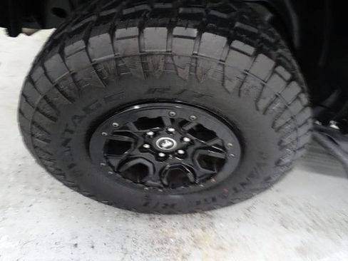 Used 2023 Ford Bronco Wildtrak AWD/4WD image 32