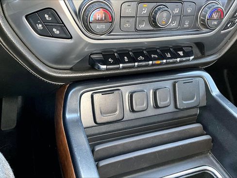 Used 2018 Chevrolet Silverado 2500 LTZ w/ Duramax Plus Package image 31