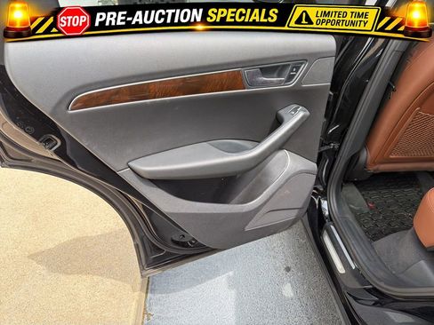 Used 2011 Audi Q5 2.0T Premium Plus AWD/4WD image 32