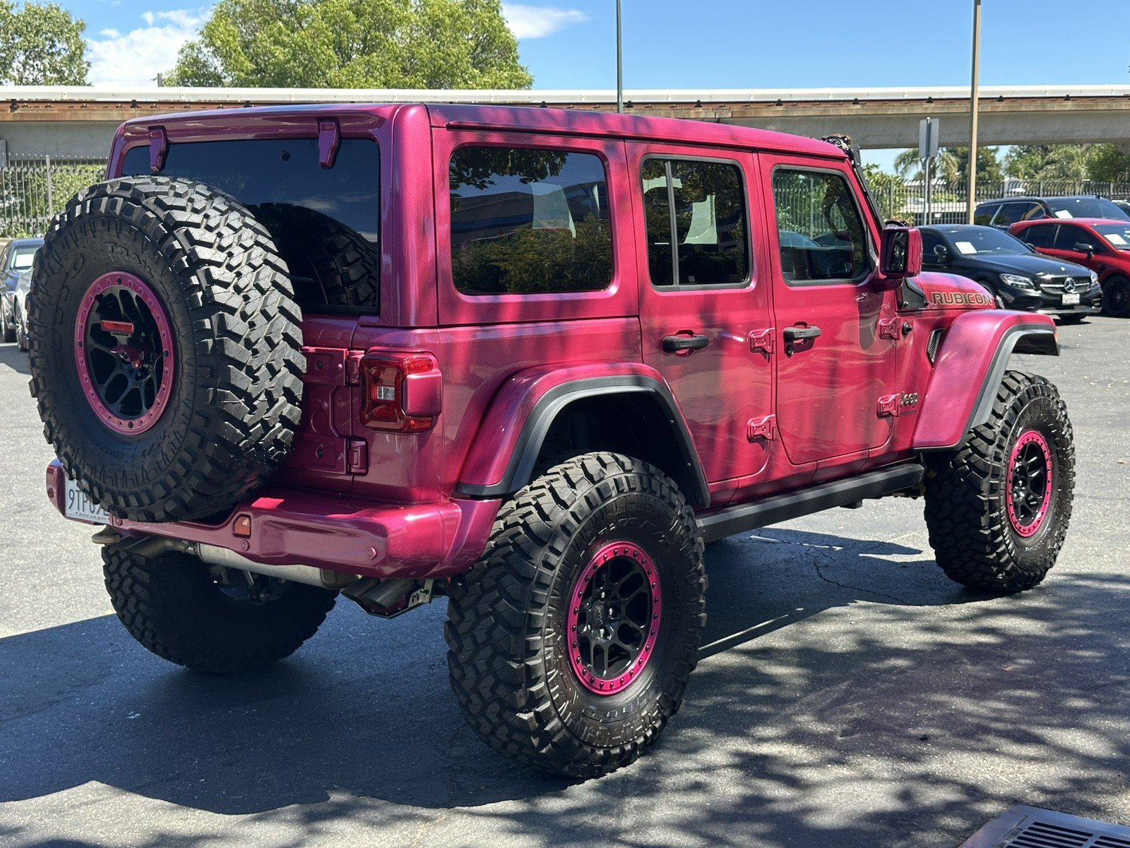 Used 2022 Jeep Wrangler Unlimited Rubicon 392 w/ Xtreme Recon 35" Tire Package AWD/4WD image 8