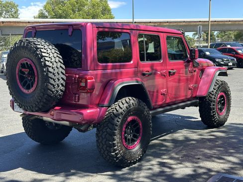 Used 2022 Jeep Wrangler Unlimited Rubicon w/ Xtreme Recon 35" Tire Package AWD/4WD image 8