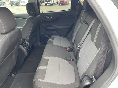 Used 2023 Chevrolet Blazer LT w/ Convenience Package image 4