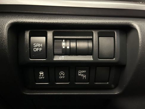 Used 2022 Subaru Crosstrek 2.5i Limited w/ Moonroof Package 2 image 28