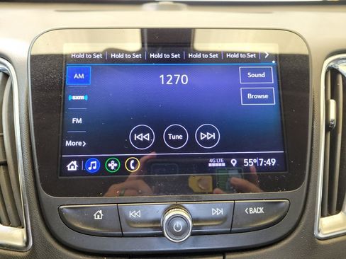Used 2019 Chevrolet Malibu LT FWD image 25