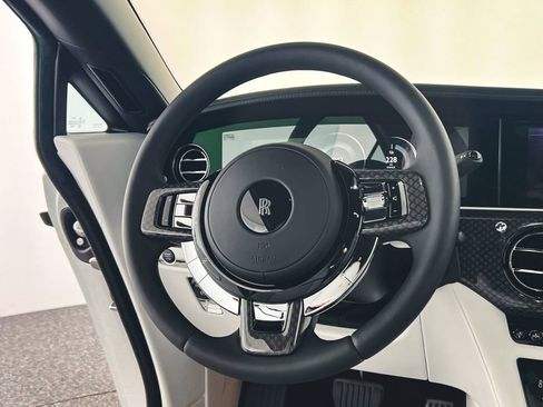 New 2025 Rolls-Royce Spectre Black Badge w/ Leather Finishing Pack image 39