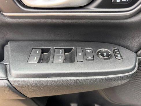 Used 2020 Honda CR-V Touring image 20
