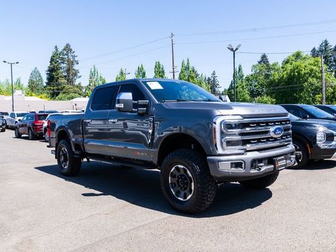 Used 2024 Ford F350 Platinum w/ Tremor Off-Road Package AWD/4WD image 28