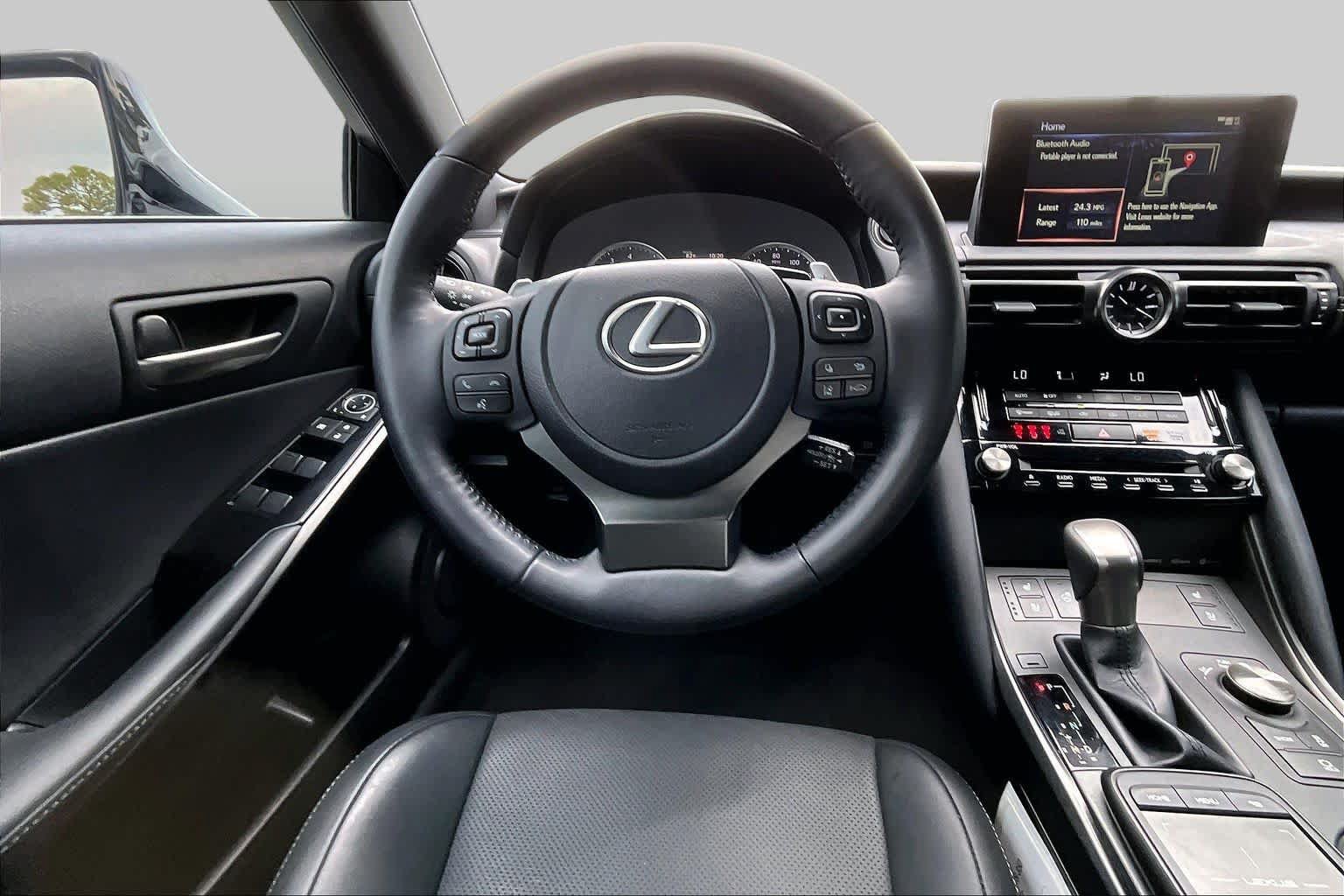 Used 2023 Lexus IS 300 w/ Comfort Package RWD image 6