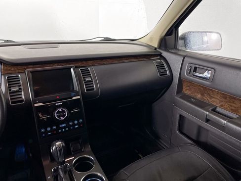 Used 2018 Ford Flex Limited image 34