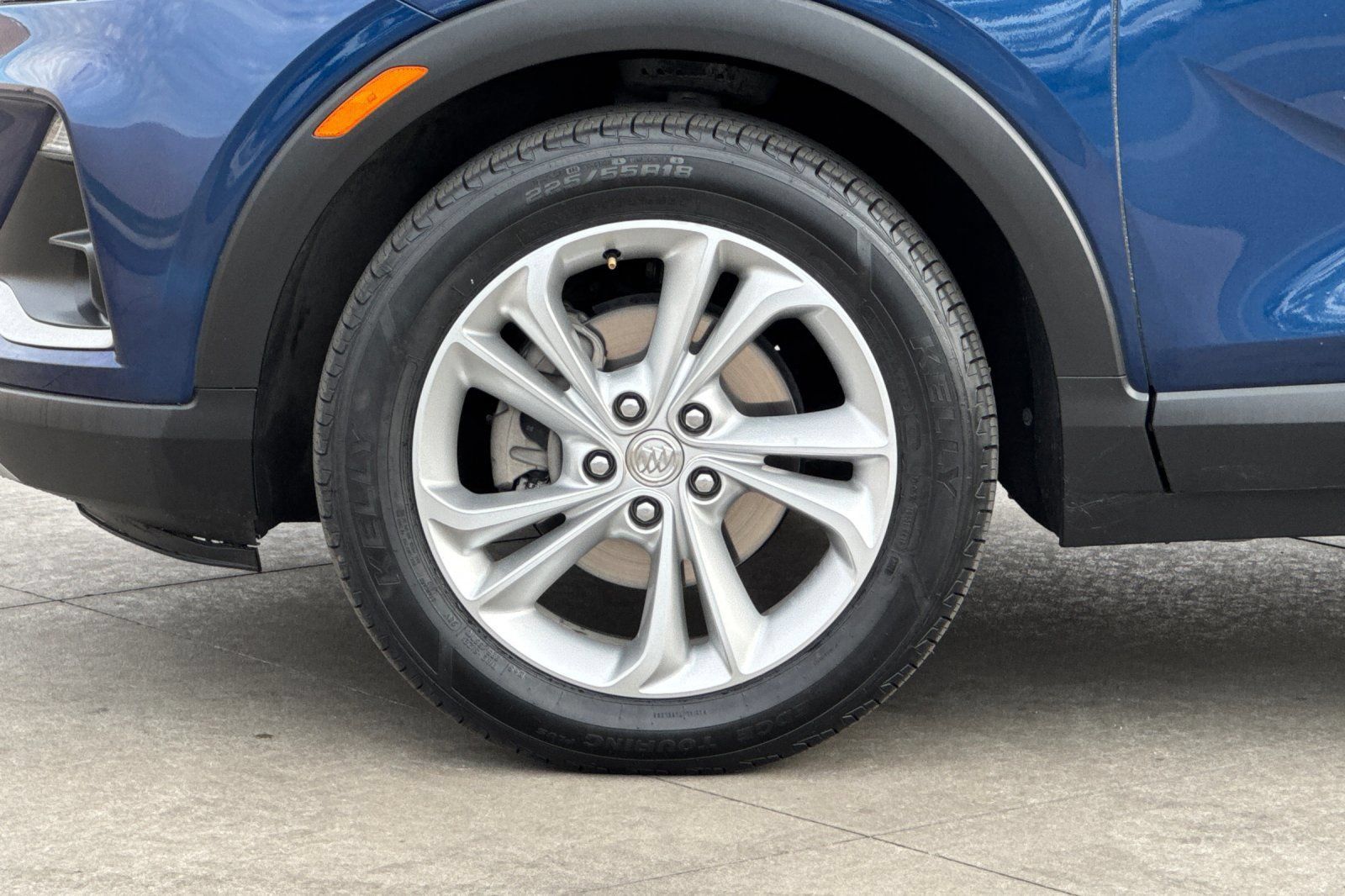 Certified 2023 Buick Encore GX Preferred FWD image 27