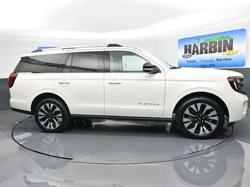 New 2026 Ford Expedition Platinum w/ Driver's Package AWD/4WD image 7