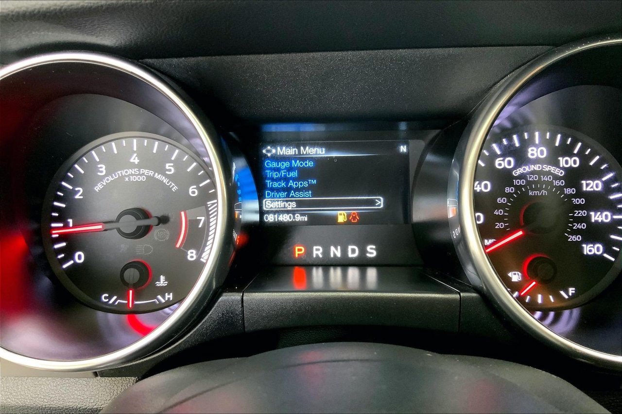 Used 2019 Ford Mustang Premium RWD image 22