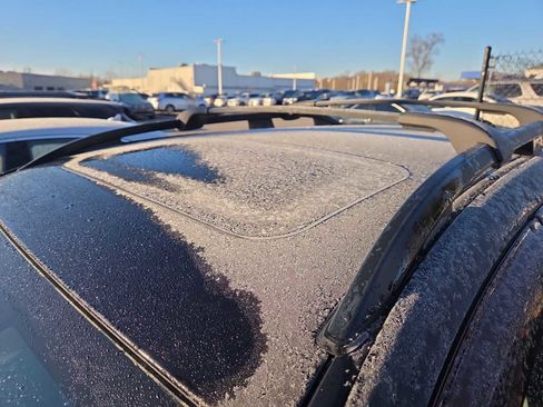 Used 2019 Subaru Crosstrek 2.0i Limited w/ Moonroof Package w/Navigation image 11