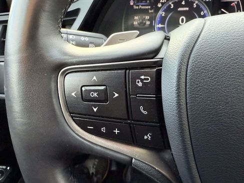 Used 2025 Lexus ES 350 Premium image 23