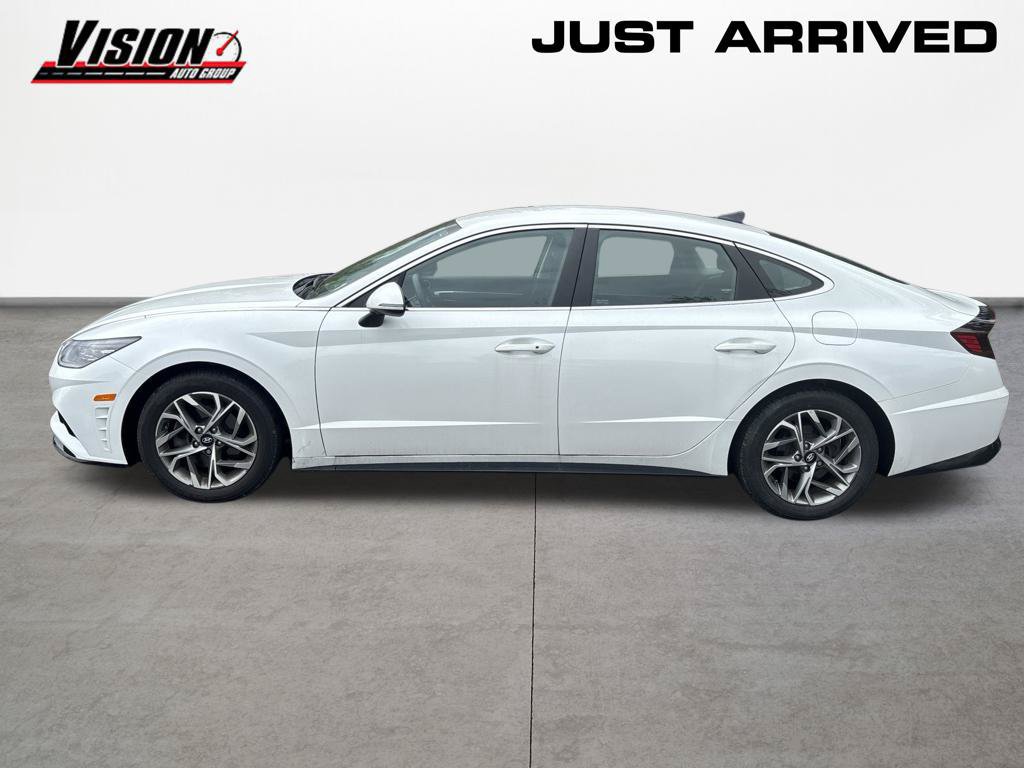Certified 2023 Hyundai Sonata SEL FWD image 2