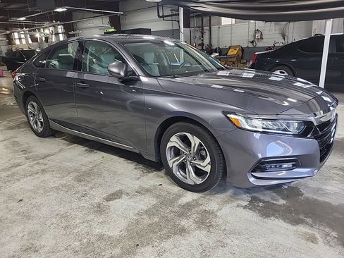 Used 2020 Honda Accord EX-L image 6