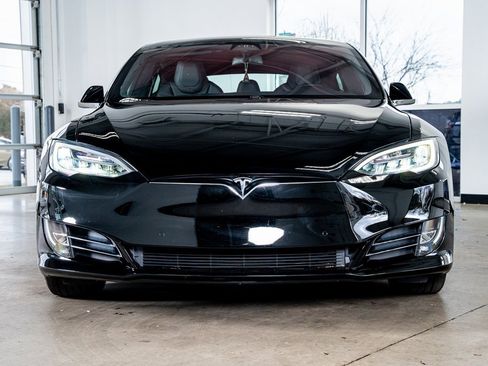 Used 2019 Tesla Model S AWD image 3