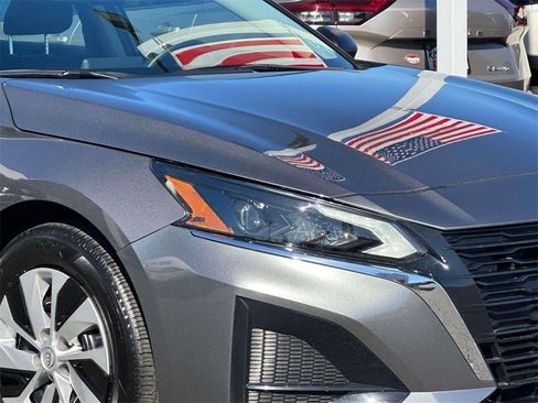 Certified 2025 Nissan Altima 2.5 S image 8