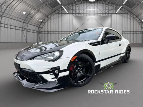 Used 2017 Toyota 86 860 Special Edition RWD image 42
