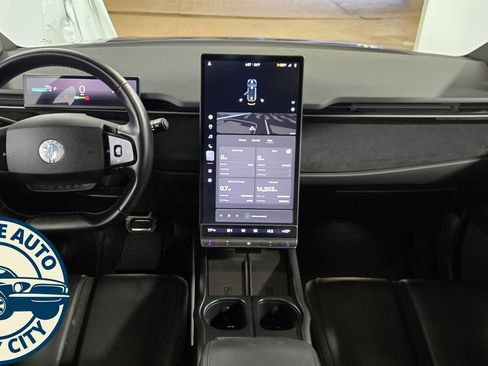 Used 2023 Fisker Ocean Extreme image 28