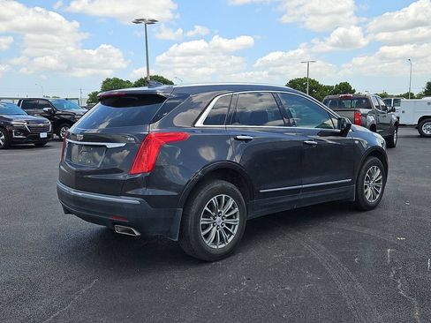 Certified 2017 Cadillac XT5 Luxury w/ Driver Awareness Package FWD image 17