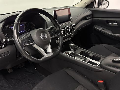 Used 2022 Nissan Sentra SV image 8