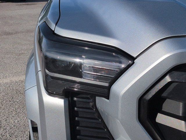 Used 2025 Toyota Tacoma SR5 RWD image 9