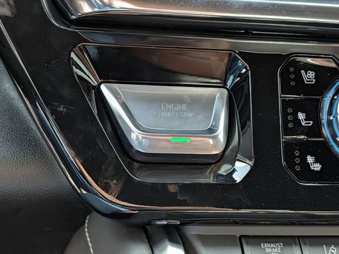 New 2026 GMC Sierra 2500 Denali Ultimate image 17