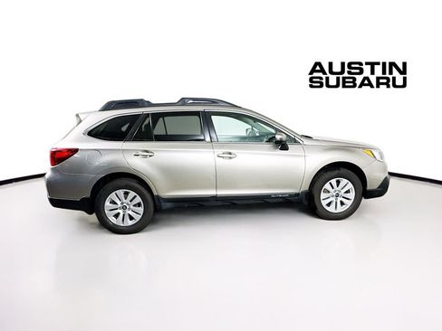 Used 2015 Subaru Outback 2.5i Premium image 8