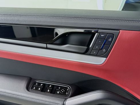 New 2026 Porsche Cayenne S AWD/4WD image 20