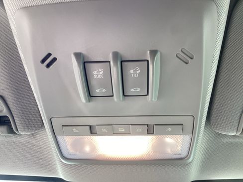 Used 2019 Chevrolet Trax Premier image 23