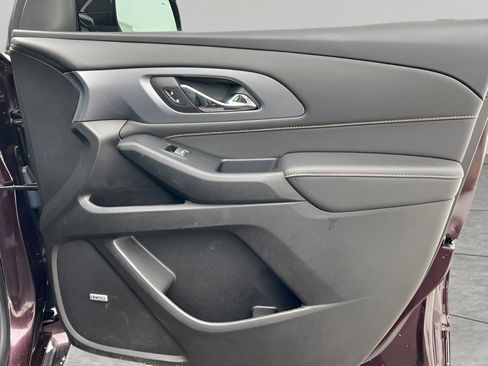 Used 2019 Chevrolet Traverse Premier image 36