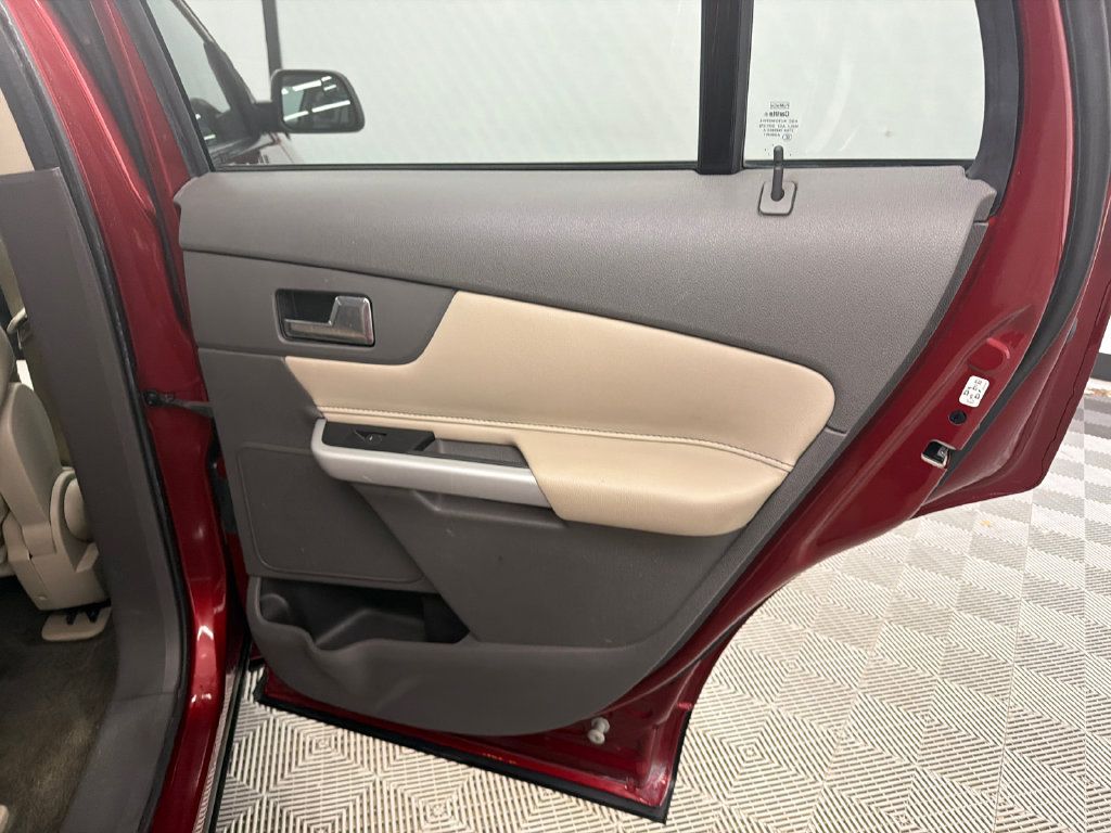 Used 2019 Kia Soul FWD image 17