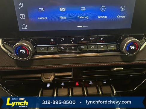 Used 2024 Chevrolet Colorado Z71 w/ Z71 Convenience Package 2 AWD/4WD image 12
