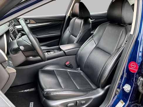 Certified 2023 Nissan Maxima SV w/ Floor Mat Group FWD image 8